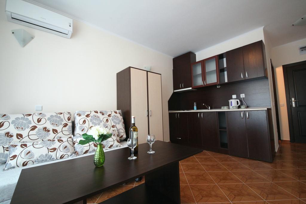 Saint Elena Apartcomplex Сонячний Берег Екстер'єр фото